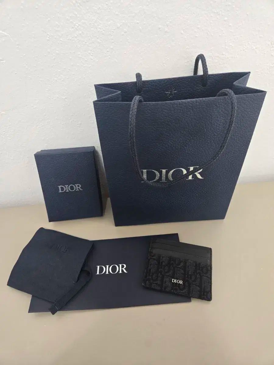 【極美品】バーバリーロンドン　アクセサリーポーチ　ハンドバッグ　ノバチェック 極美品 バーバリーロンドン アクセサリーポーチ ノバチェック