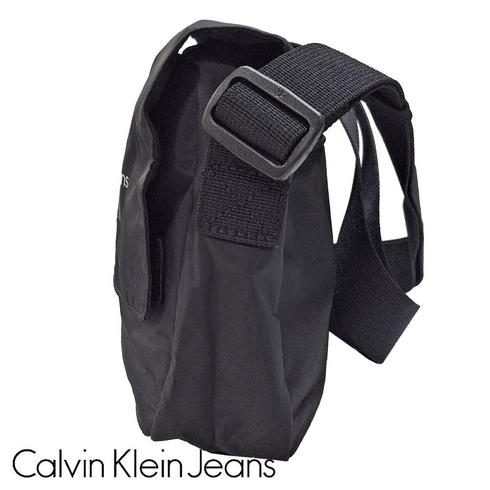 カルバンクラインジーンズ ショルダーバッグ LV04G3030G UB1 Calvin Klein Jeans カルバンクライン ジーンズ サコッシュ ミニ