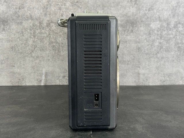 ラジオ付き カセットテープレコーダー 【中古】SHARP シャープ
