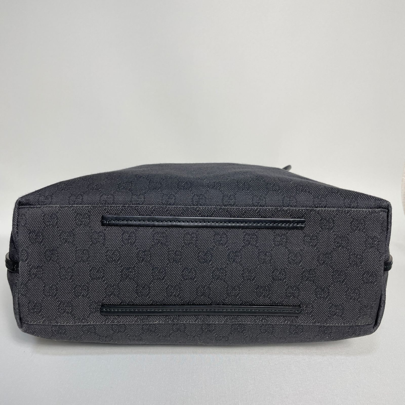 2502-229｜グッチ GGキャンバス トートバッグ ブラック - メルカリ