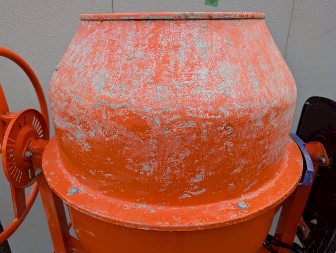 アルミス 電動コンクリートミキサー