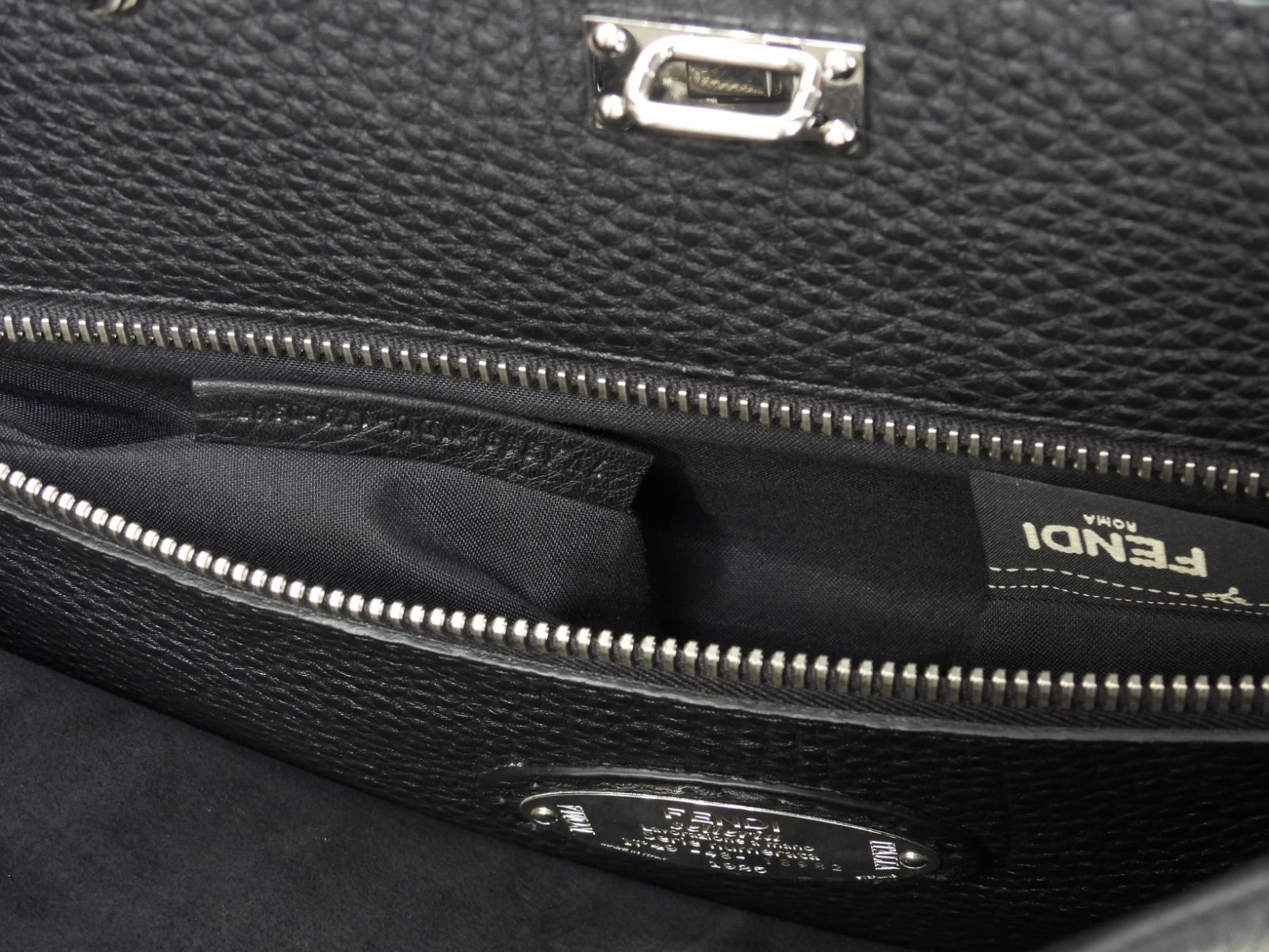 フェンディ ピーカブー大 セレリアレザー 黒 メンズハンドバッグ 両面