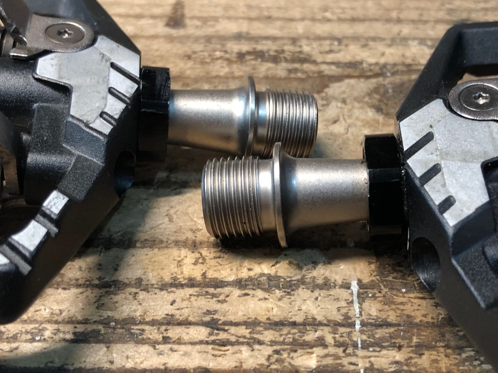 【熱い販売】 JI427 シマノ SHIMANO DEORE XT PD-M8120 ビンディングペダル SPD