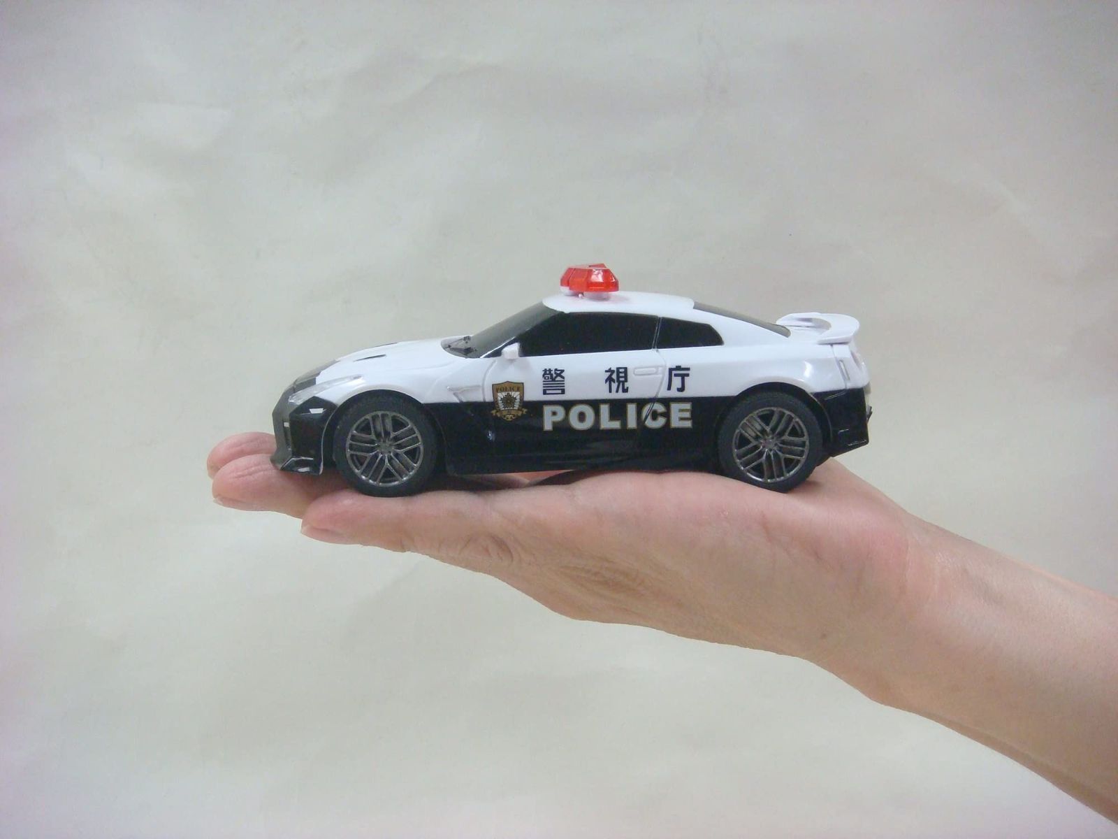 【特価セール】パトカー ホワイト GT-R ニッサン 1/32スケールラジコン JRVC125-WH ライトドライブ ジョーゼン(Jozen)