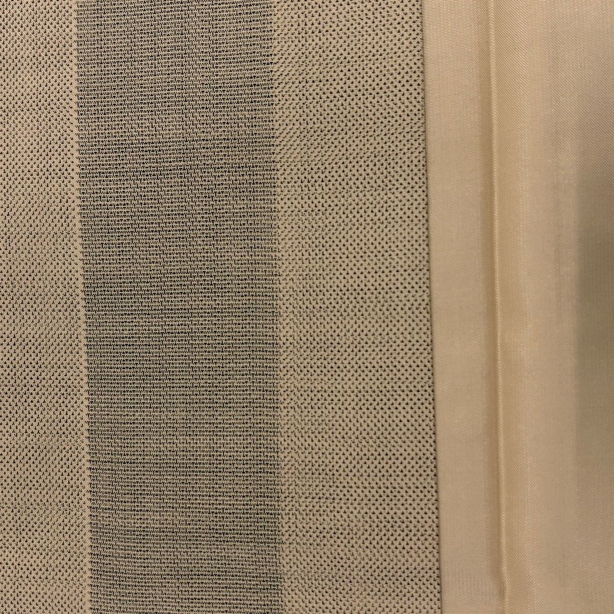 紬身丈160裄丈64cm M 薄物夏紬縞絣薄茶色 正絹 秀品【中古】 紬 身丈160cm 裄丈64cm M 袷 縦縞 薄茶色 正絹 美品 秀品 【中古