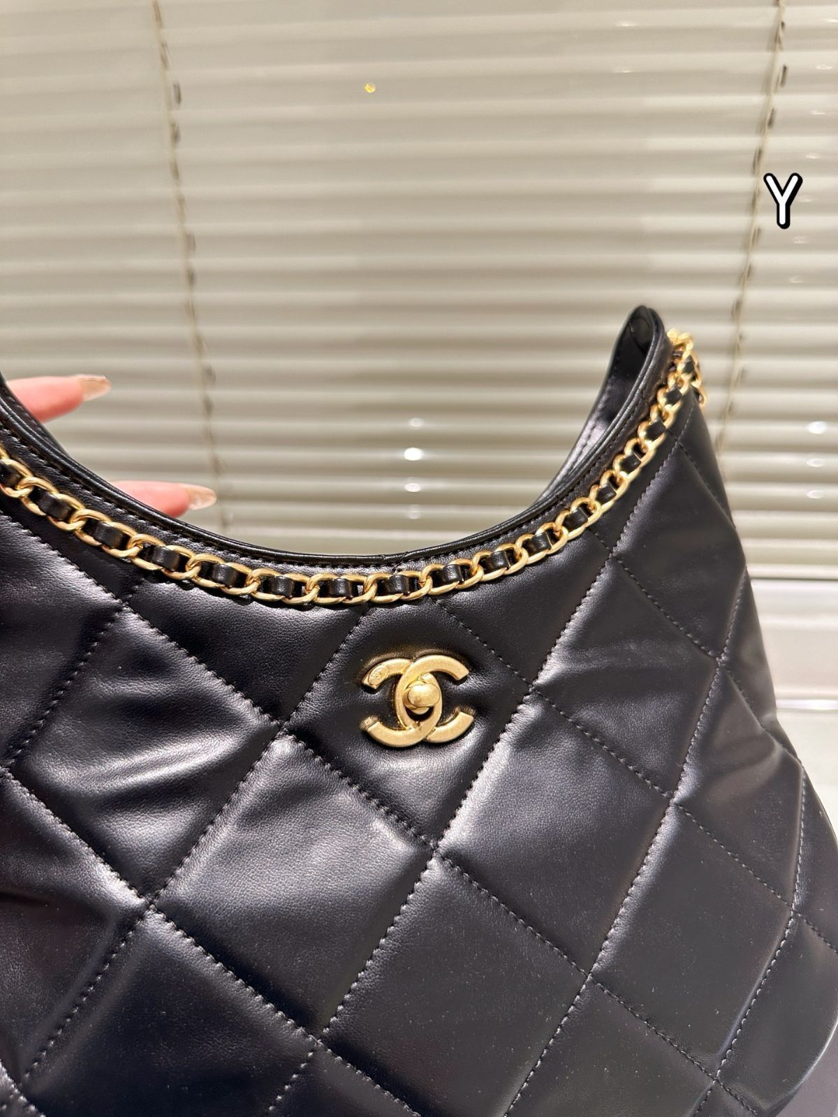 今日特価】Chanel 25P Bow - decorated Hobo Bag シャネル 25P