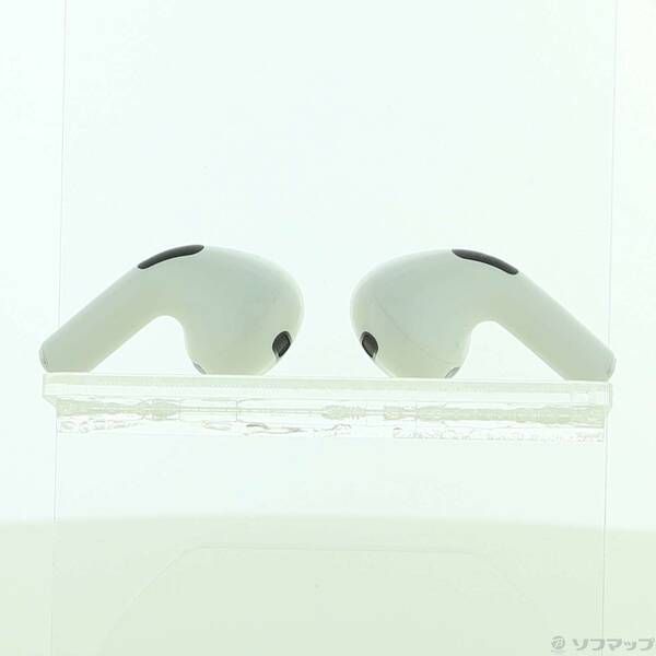 〔品〕 AirPods Pro 第1世代 MWP22J／A【352】