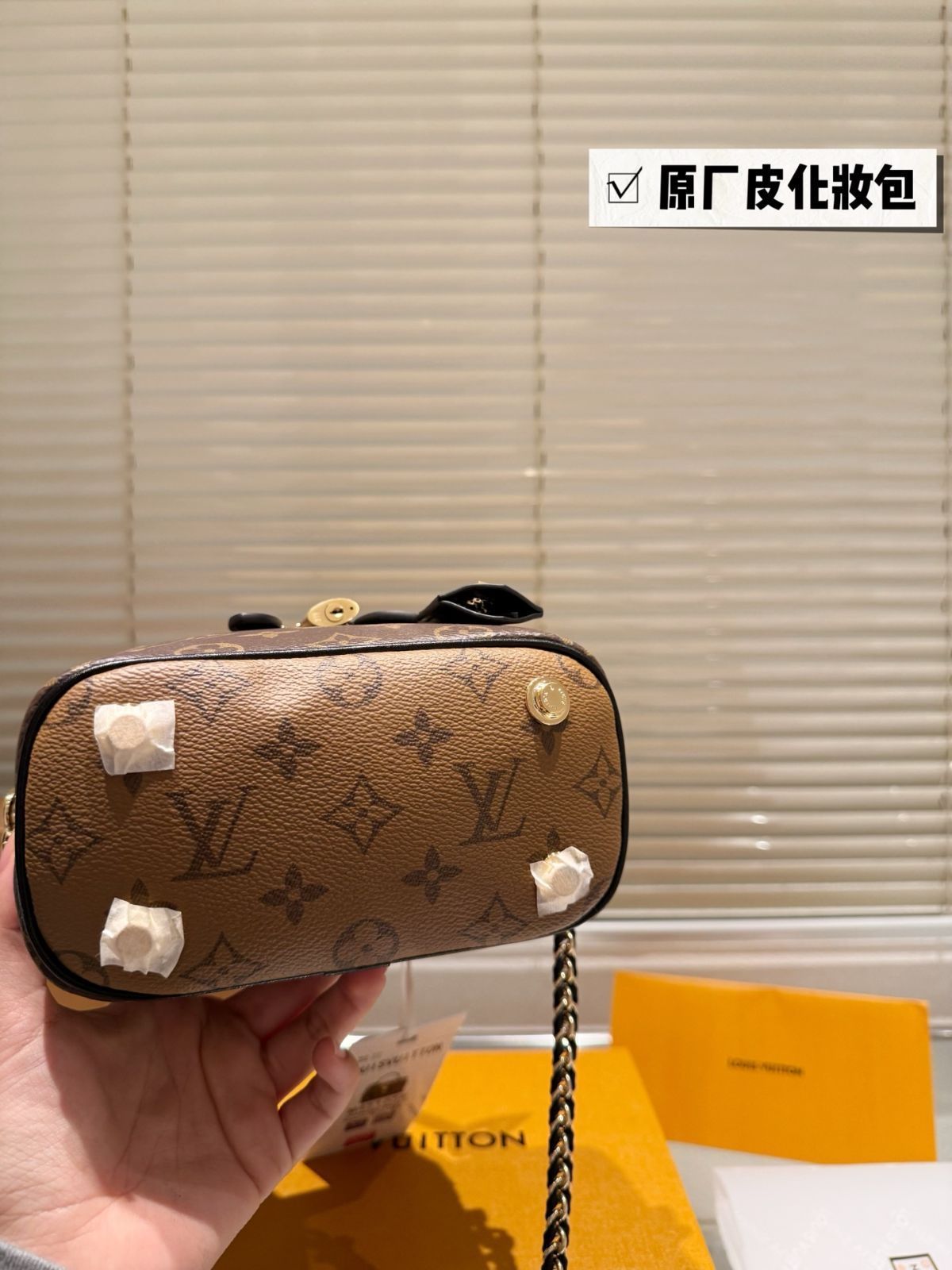 ルイヴィトン ★国内発送♪ 上品 ヴァニティチェーンポーチ 今日特価】LV Vanity Chain Pouch - ルイ ヴィトン ヴァニティ