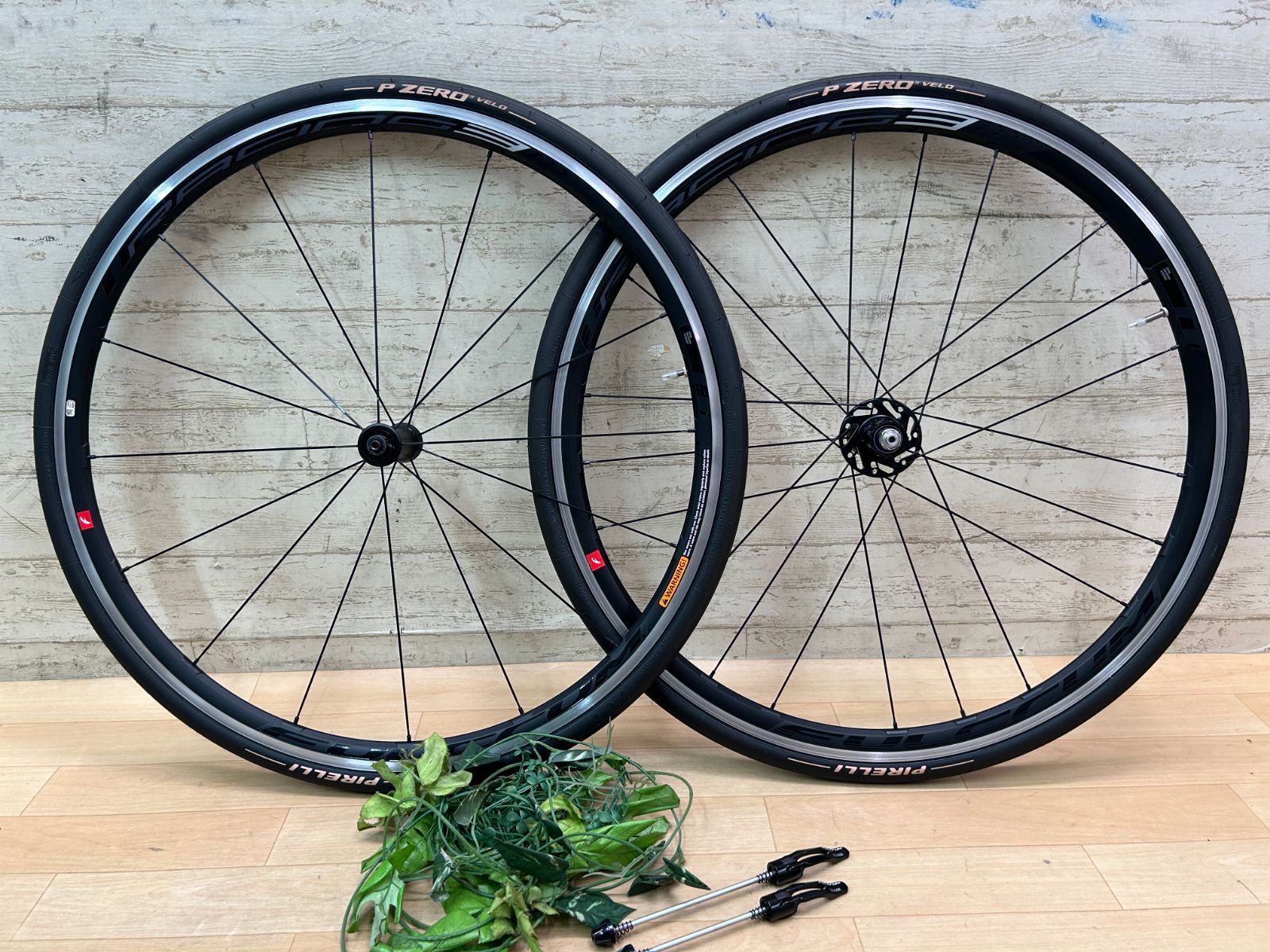 テルスポ イチ推し!! 上品!! FULCRUM RACING3 C17 CL SHIMANO 11 12s PIRELLI フルクラム レーシング3 クリンチャー ワイドリム シマノ 11 12速対応 リムブレーキ 100×130mm QR M-1508