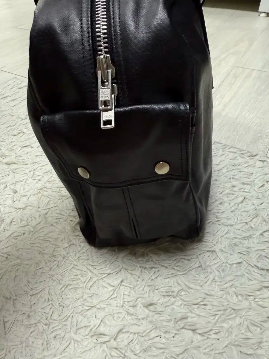ボストンバッグ