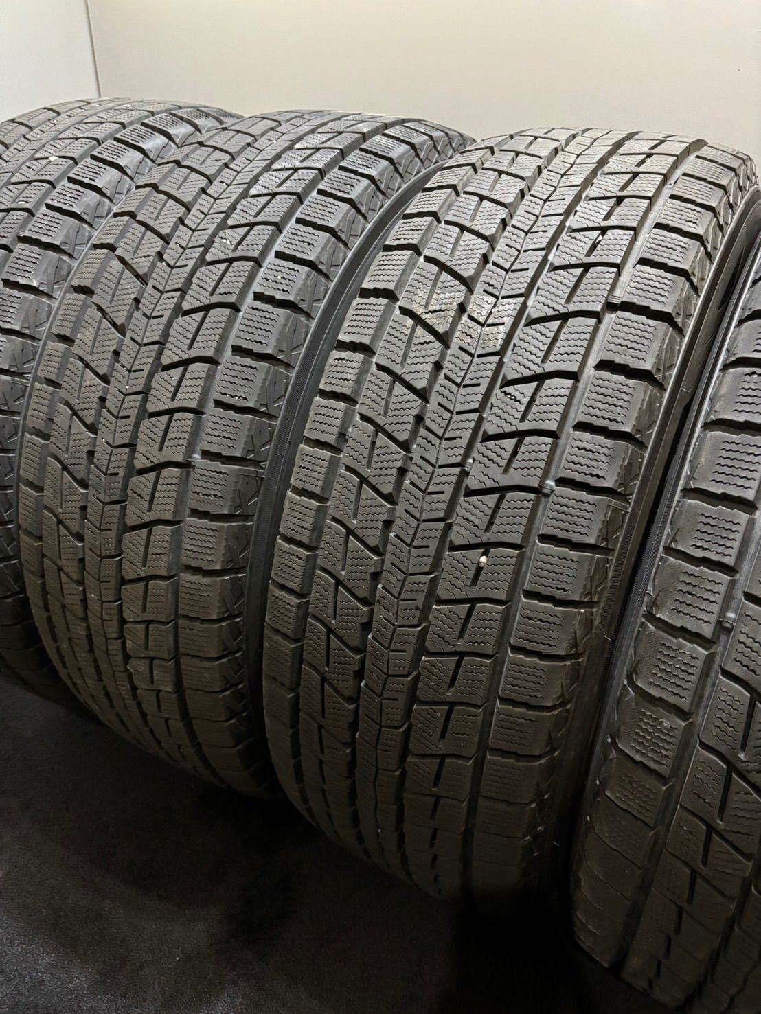265/65R17 DUNLOP/WINTER MAXX SJ8 20年製 スタッドレス 4本 ダンロップ ウィンターマックス ランクル プラド サーフ パジェロ(南8-H344)