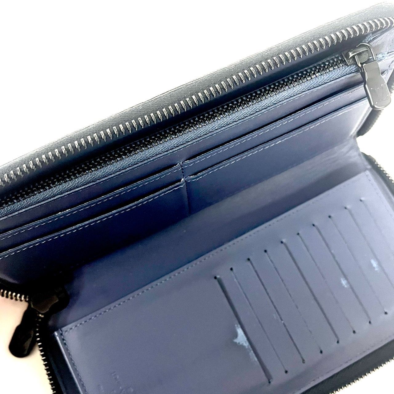 IC ルイヴィトン モノグラム シャドウ　ヴェルティカル　長財布　405 LOUIS VUITTON/ルイヴィトン 長財布 ジッピーウォレット