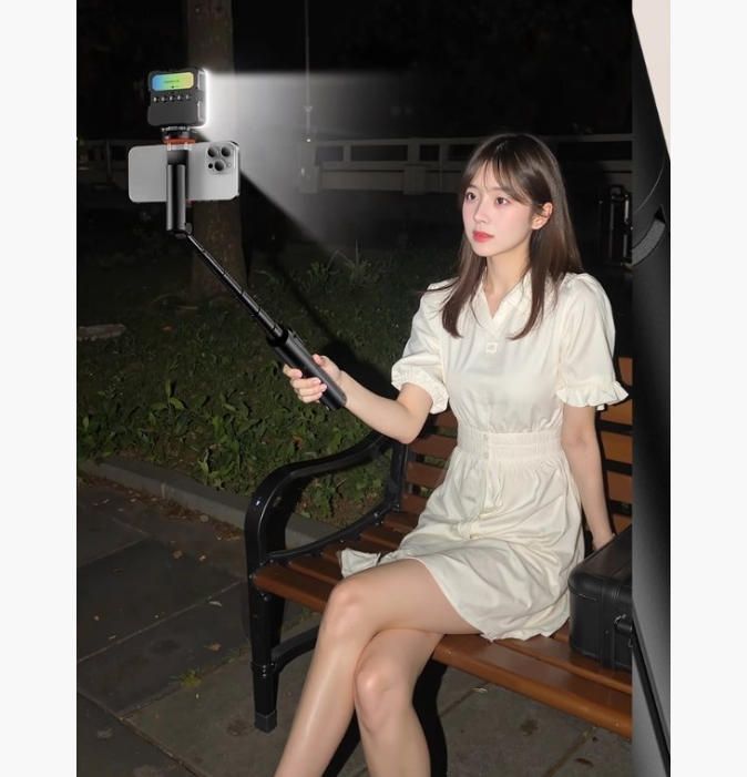弾丸棒新型自撮り棒着地三脚携帯電話撮影自撮り神器手持ち撮影スタンド