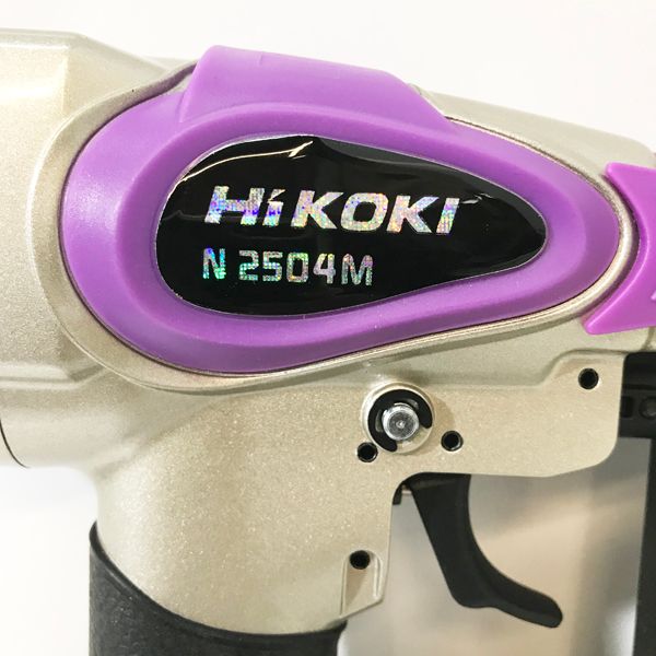 ハイコーキ 【未使用品】HiKOKI エアータッカー 25ｍｍ エアダスタ付 ライト付フック タッカー ステープル幅4mm 長さ13~25mm  N2504M