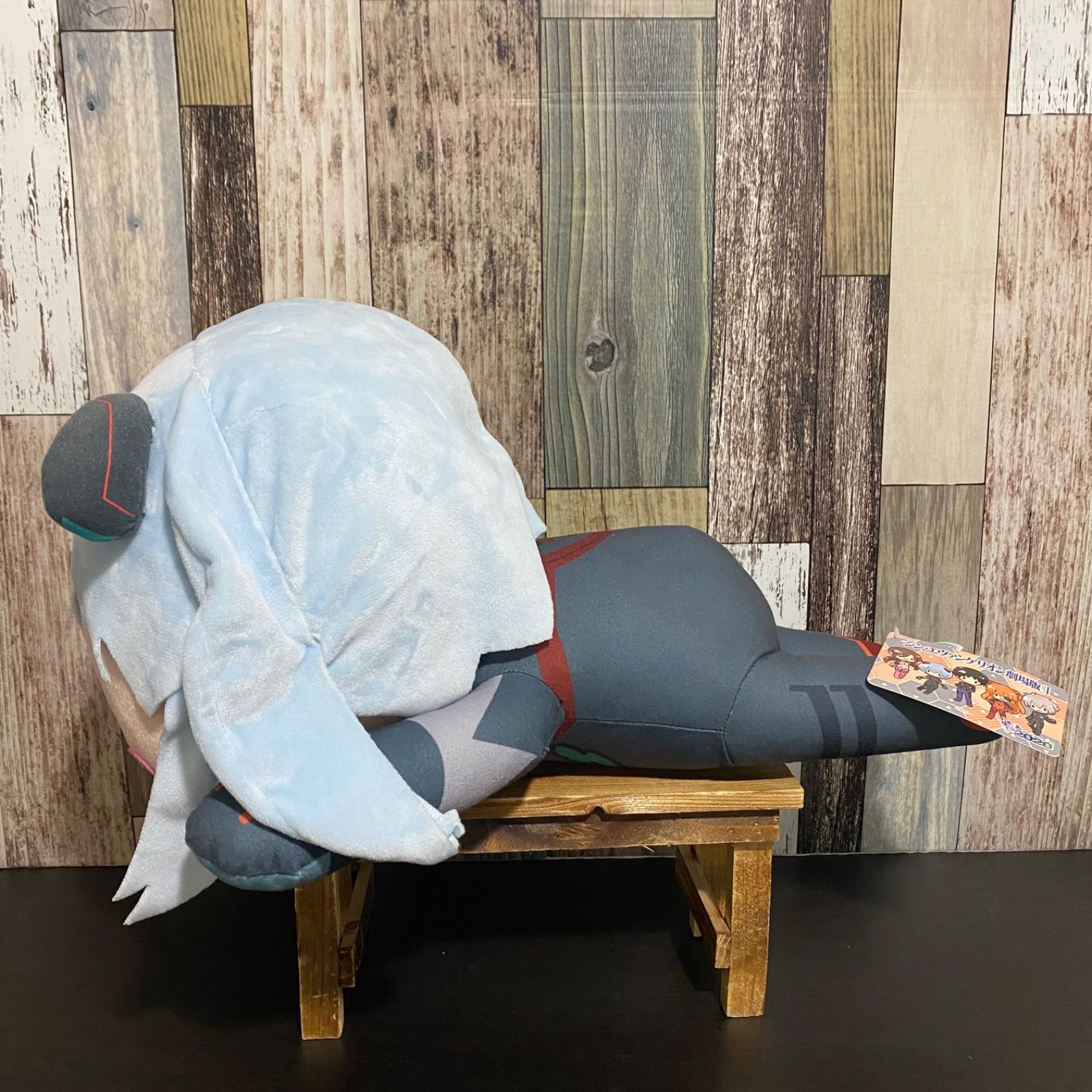 エヴァンゲリオン　綾波レイ　寝そべり　ぬいぐるみ　プラグスーツ　メガジャンボ エヴァンゲリオン 綾波レイ メガジャンボ寝そべりぬいぐるみ