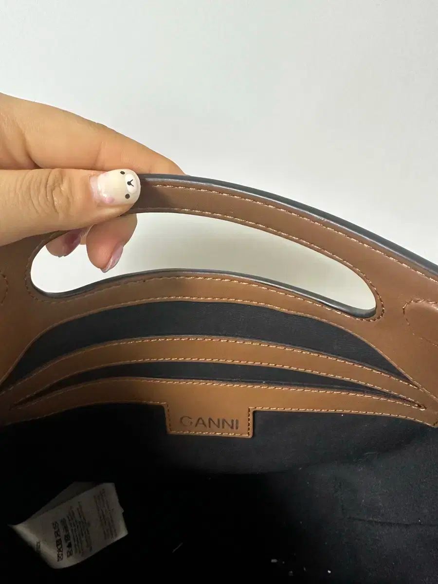 GANNI ガニー