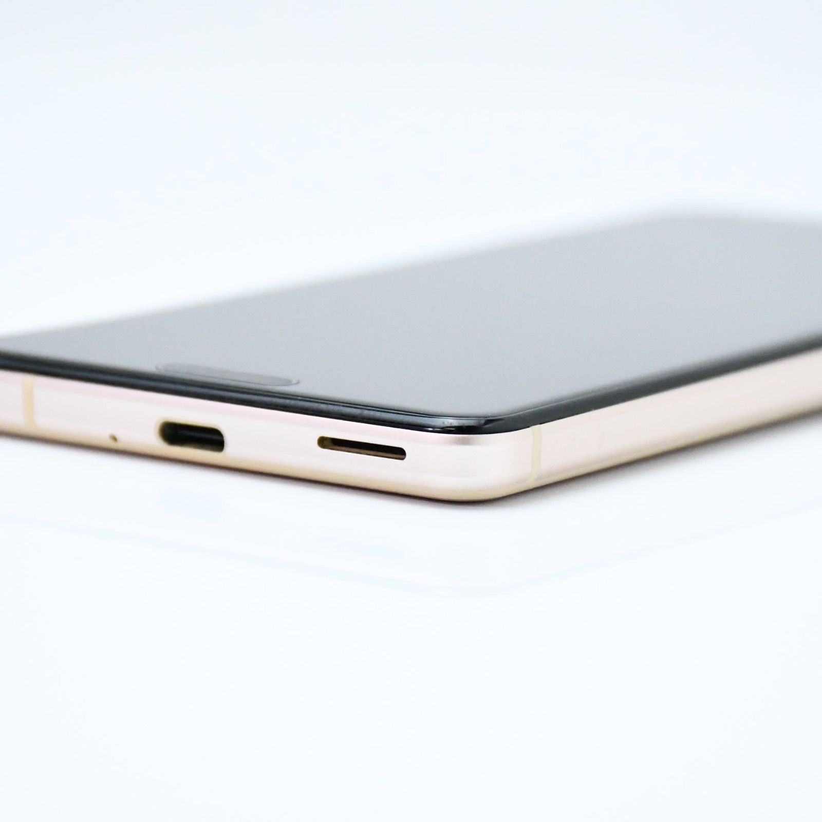 美品＊電池良好】SIMフリー docomoAQUOS sense5G SH-53A ライト