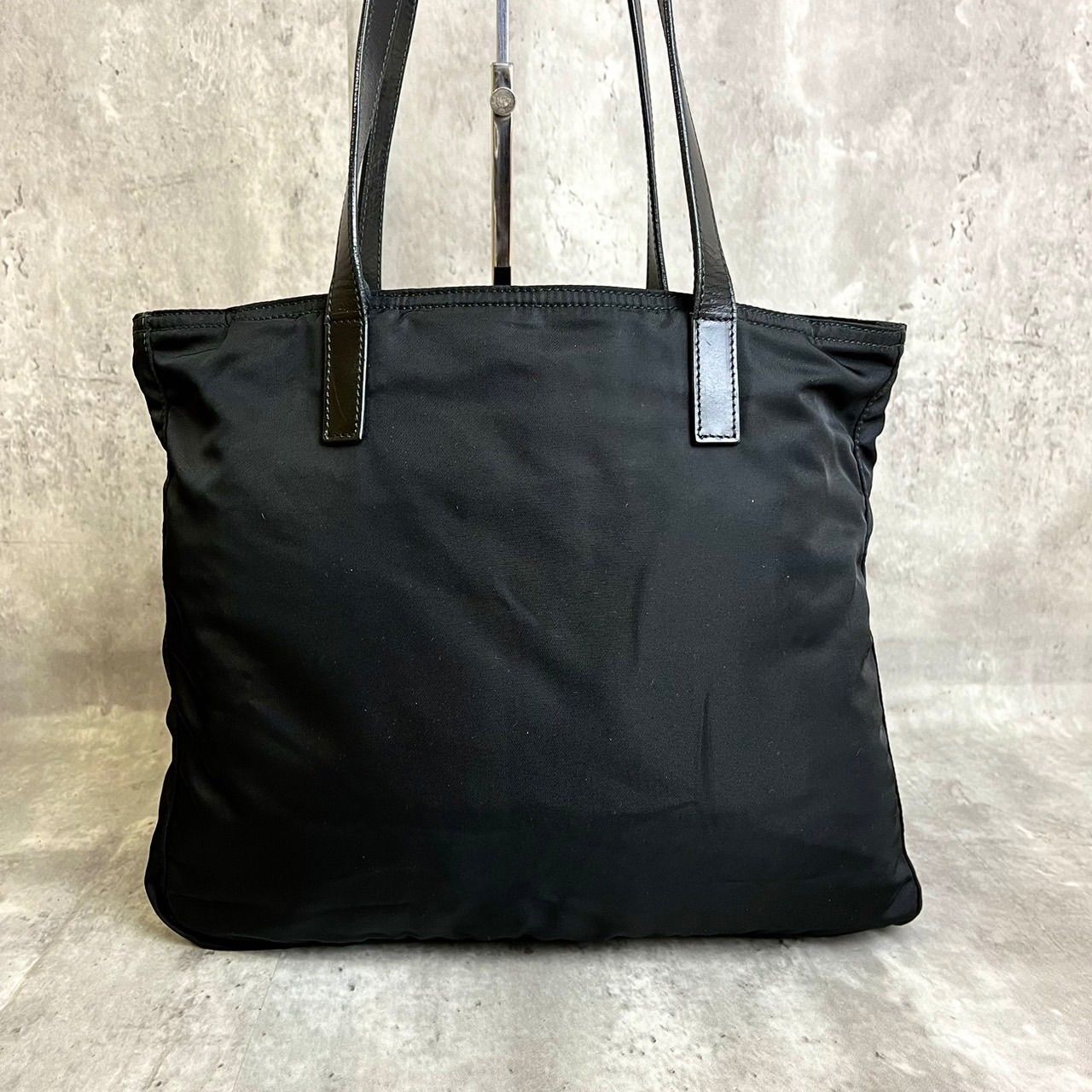✨良品✨ PRADA プラダ 肩掛けトート トートバッグ ハンドバッグ 三角 