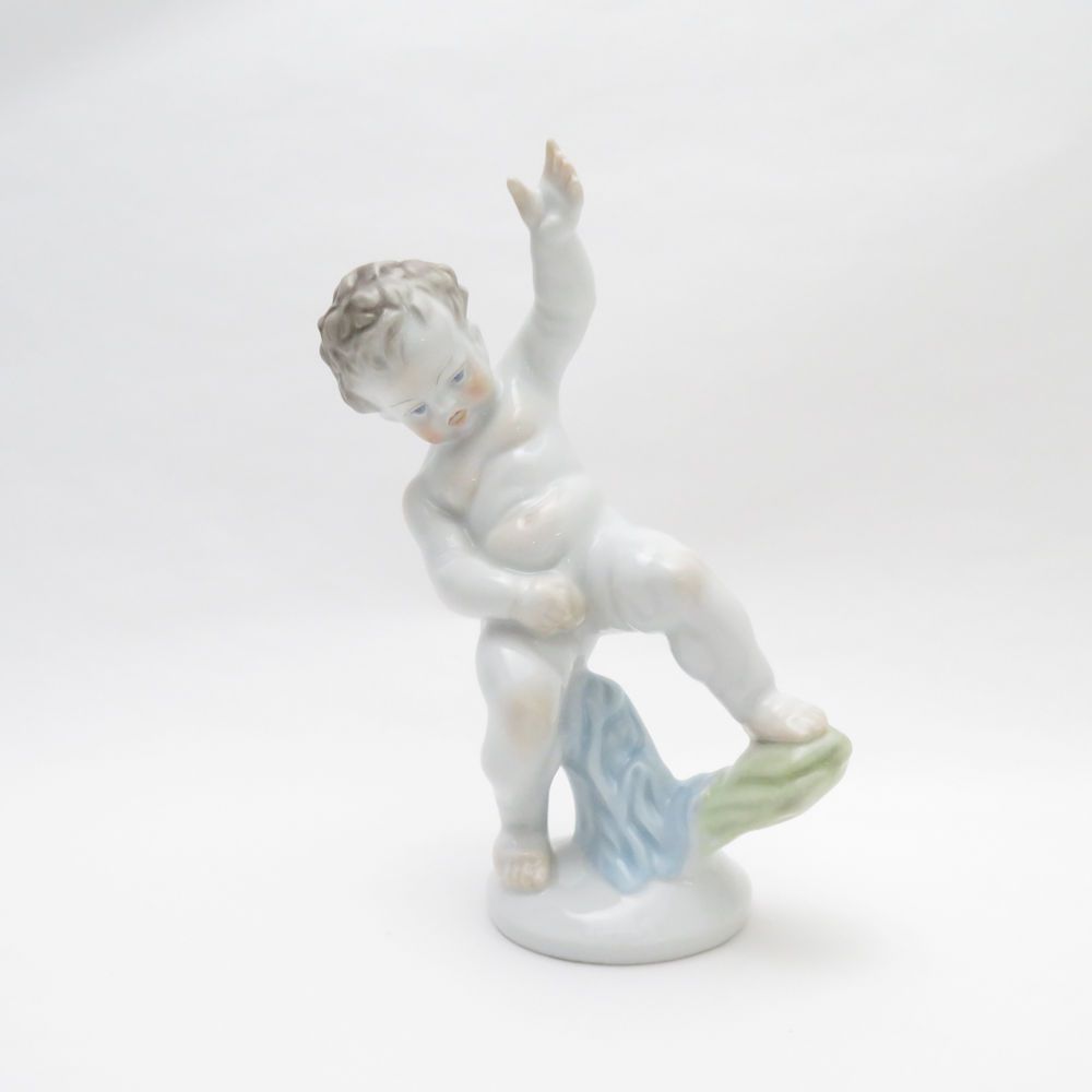 高品質，正規品 未使用 Herend ヘレンド 5751 フィギュリン 置物 人形 SY9614P 置物