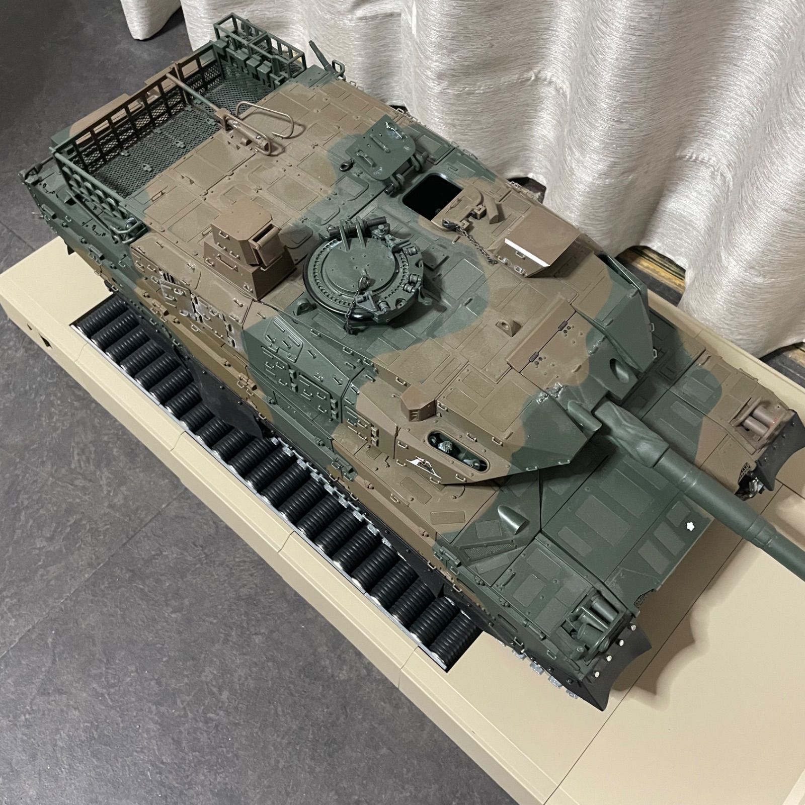 アシェット 週刊陸上自衛隊10式戦車をつくる 模型 ラジコン ミリタリー Amazon.co.jp: 1/16 週刊 陸上自衛隊10式戦車をつくる