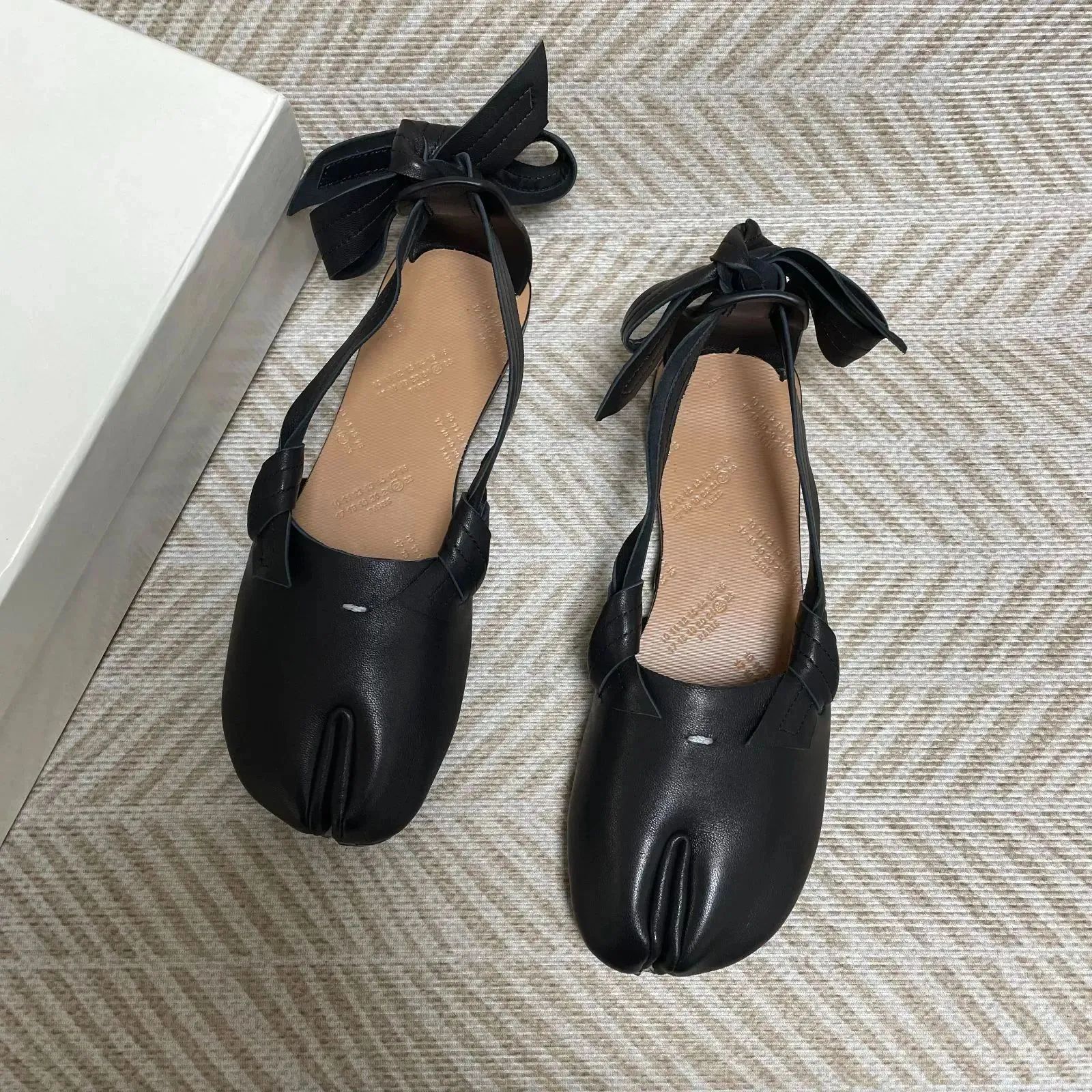 Maison Margiela Tabiバックストラップバレエシューズ MAISON MARGIELA(メゾンマルジェラ) Tabi/足袋バックストラップ