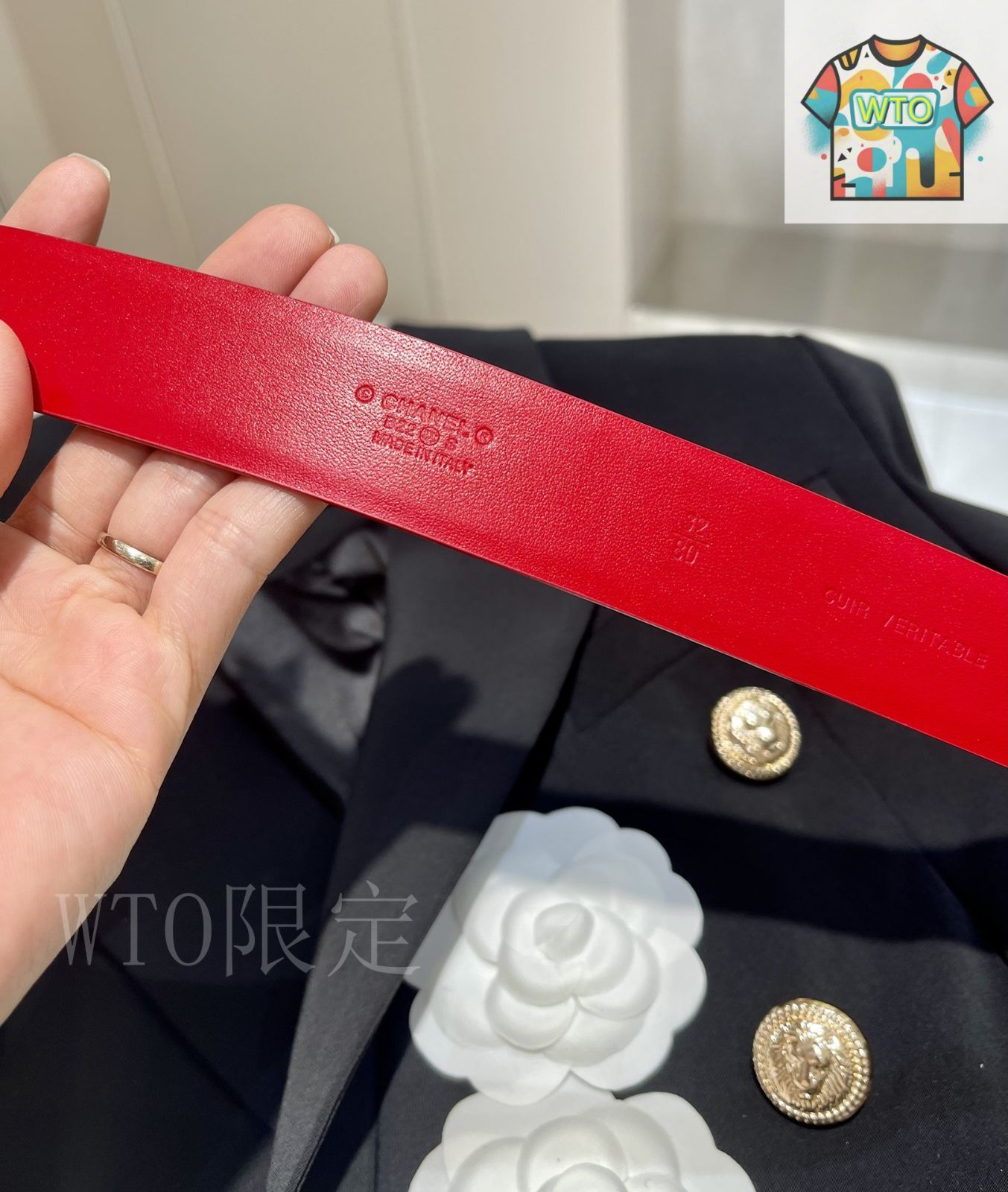 CHANEL クリスタル付きブラックベルト新品お安く出品してる為値下げは✖️ CHANEL CHANEL(シャネル) Vステッチ ココハンドル XXS ソー