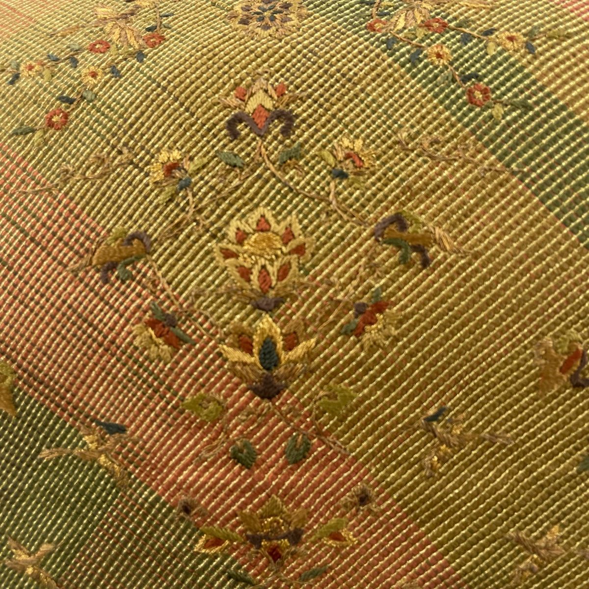 袋帯 美品 秀品 草花 花喰鳥 刺繍 金糸 茶緑色 お太鼓柄 正絹 袋帯 美品 秀品 草花 花喰鳥 刺繍 金糸 茶緑色 お太鼓柄 正絹