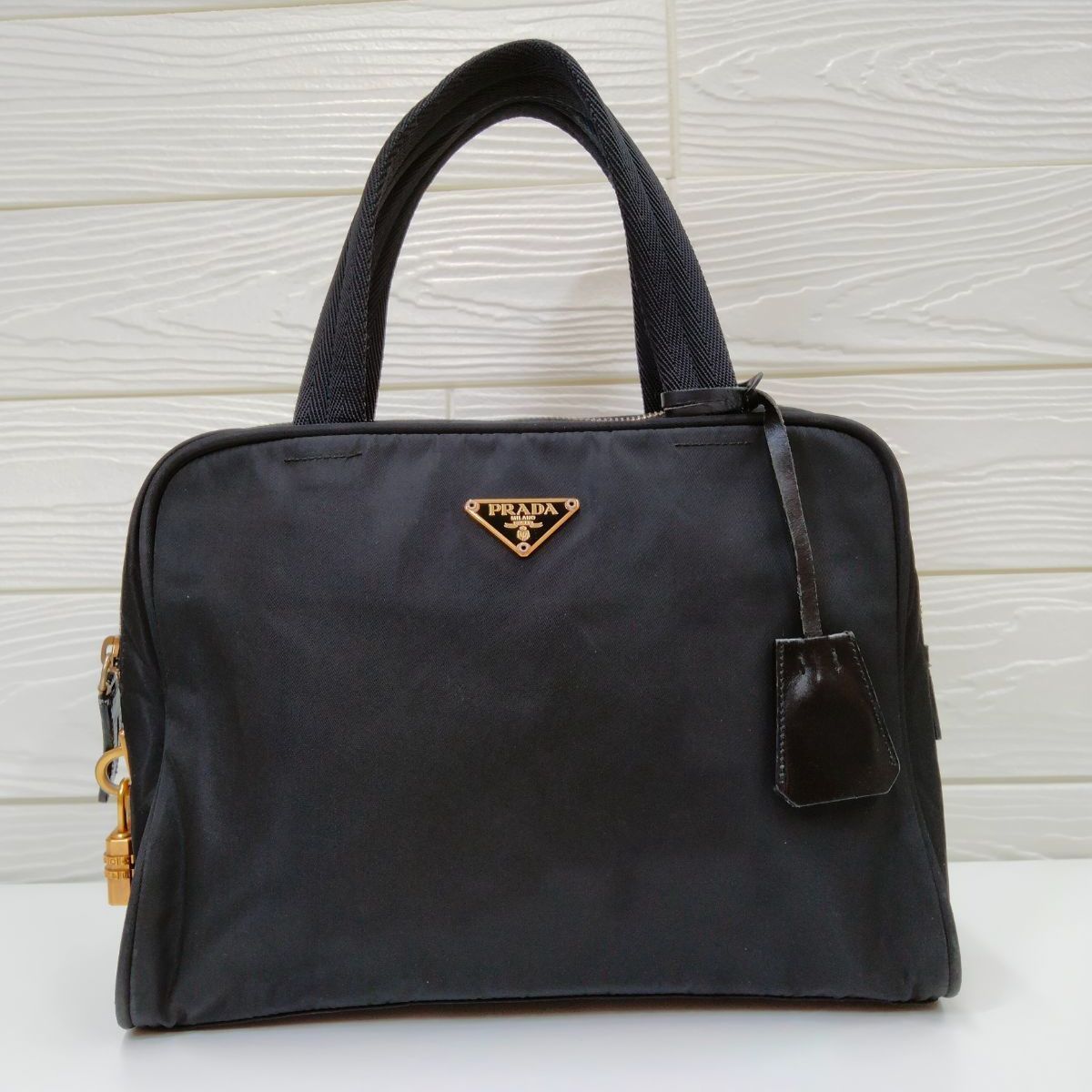 美品 正規品】PRADA プラダ 鍵付き ショルダー ハンドバッグ ミニ 