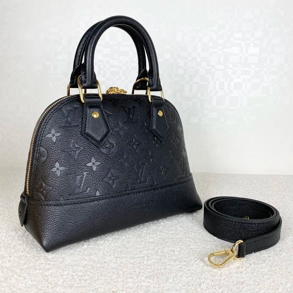 Louis Vuitton ルイヴィトン ネオ アルマ bb クロスバッグ