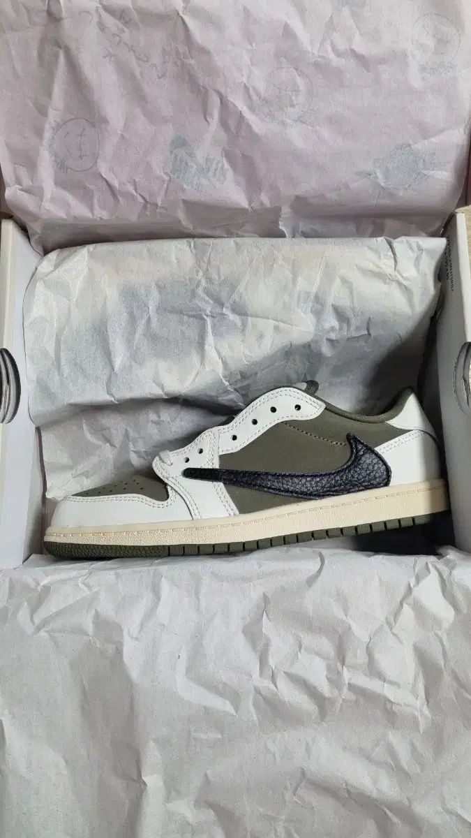 （ PS ） ジョーダン 1 x SCOTT(スコット) ロー リバース オリーブ 220 未使用 新品