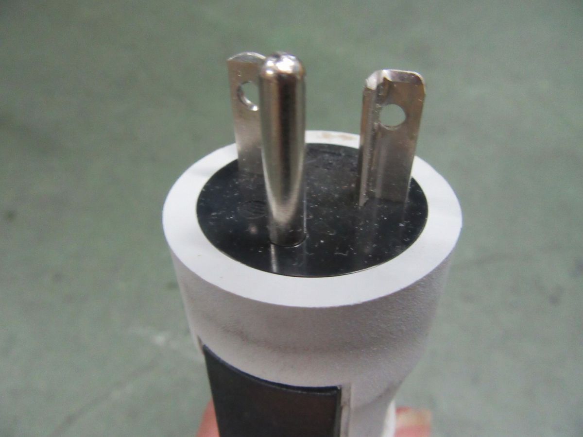 純正 充電ケーブル