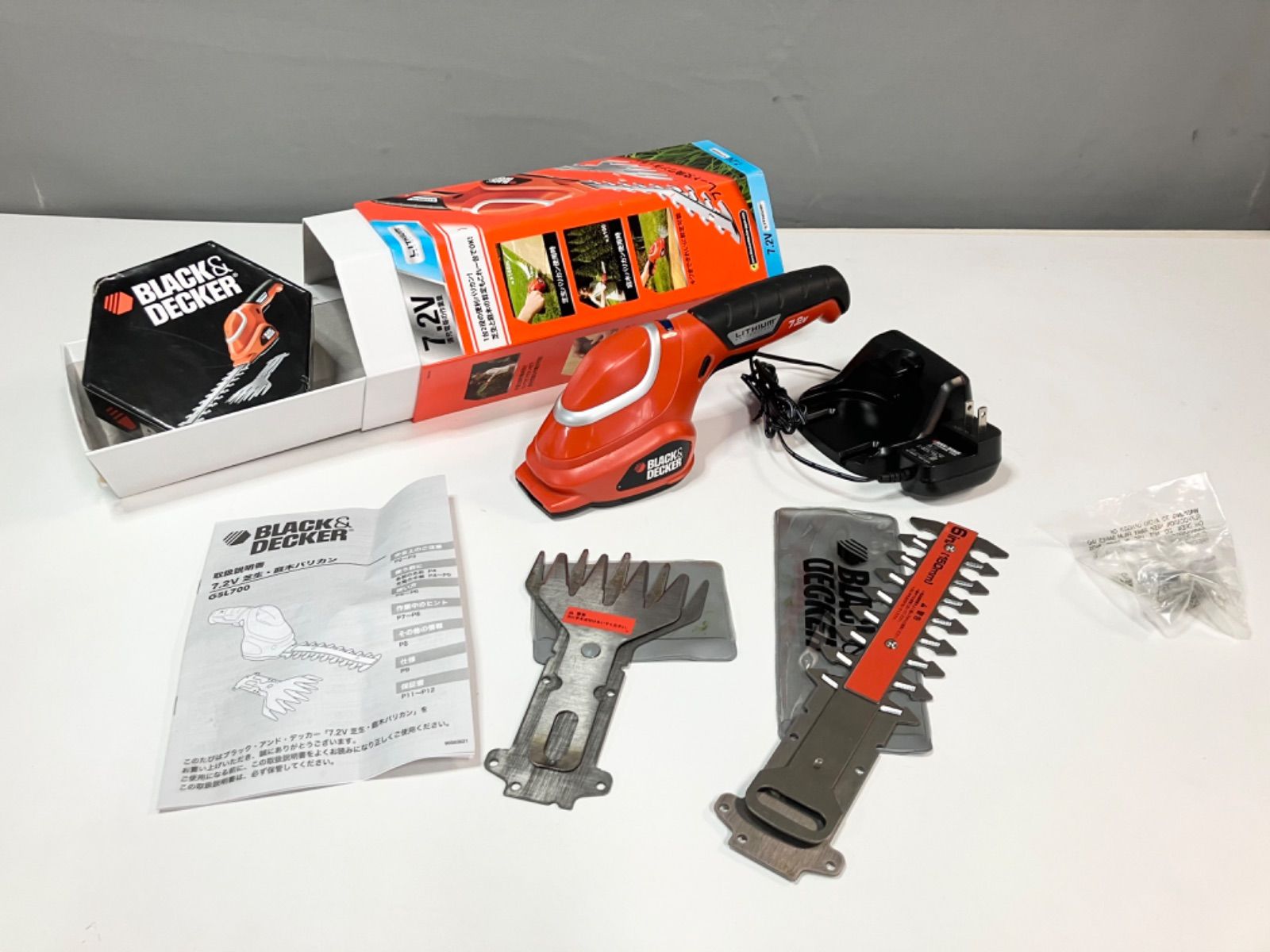 ☆ お値下げ! BLACK&DECKER コードレス コンパクト 片手 7.2V ☆ お値下げ! BLACK&DECKER コードレス コンパクト 片手 7.2V