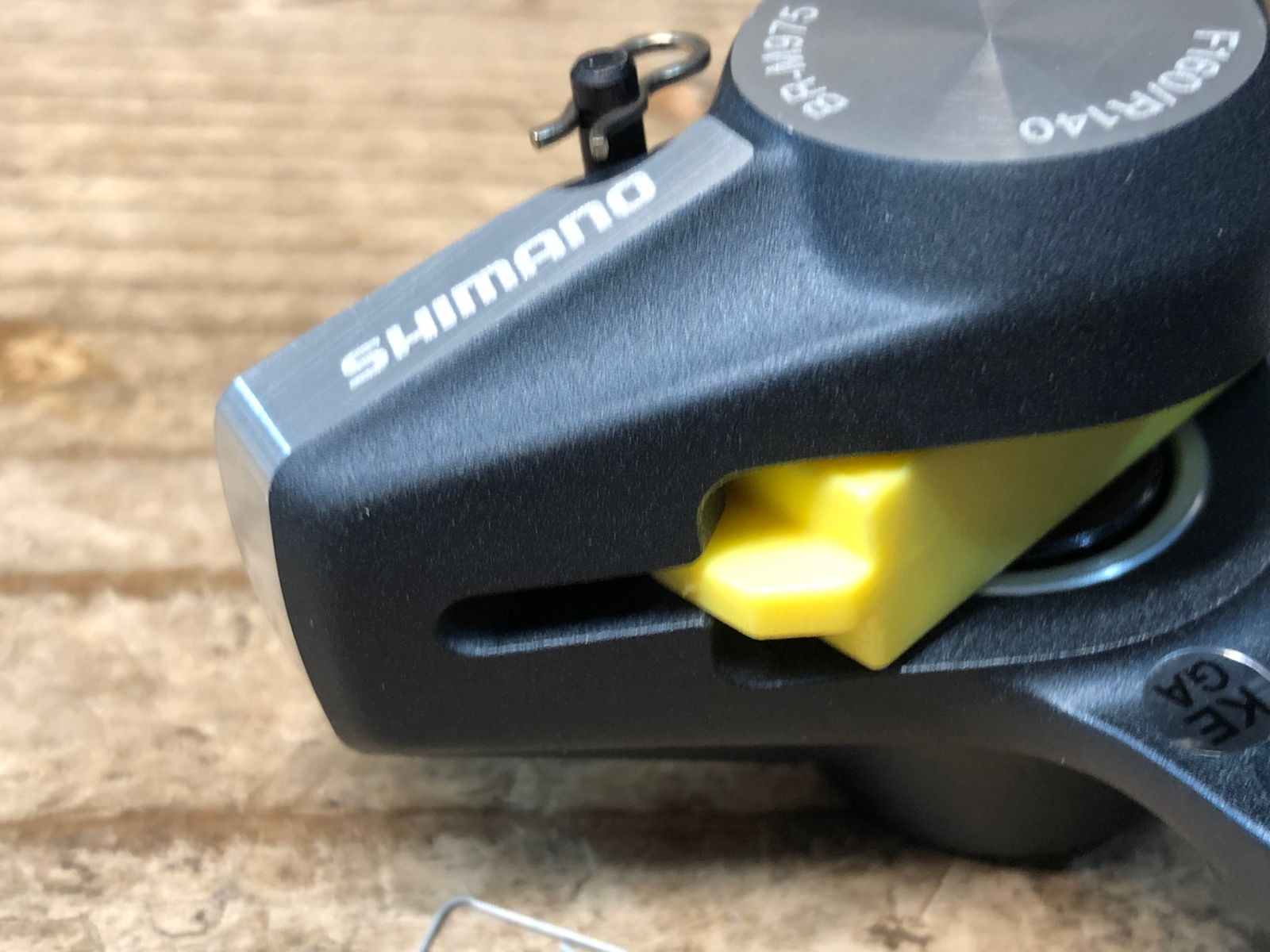 ディスクブレーキキャリパー 前後セット