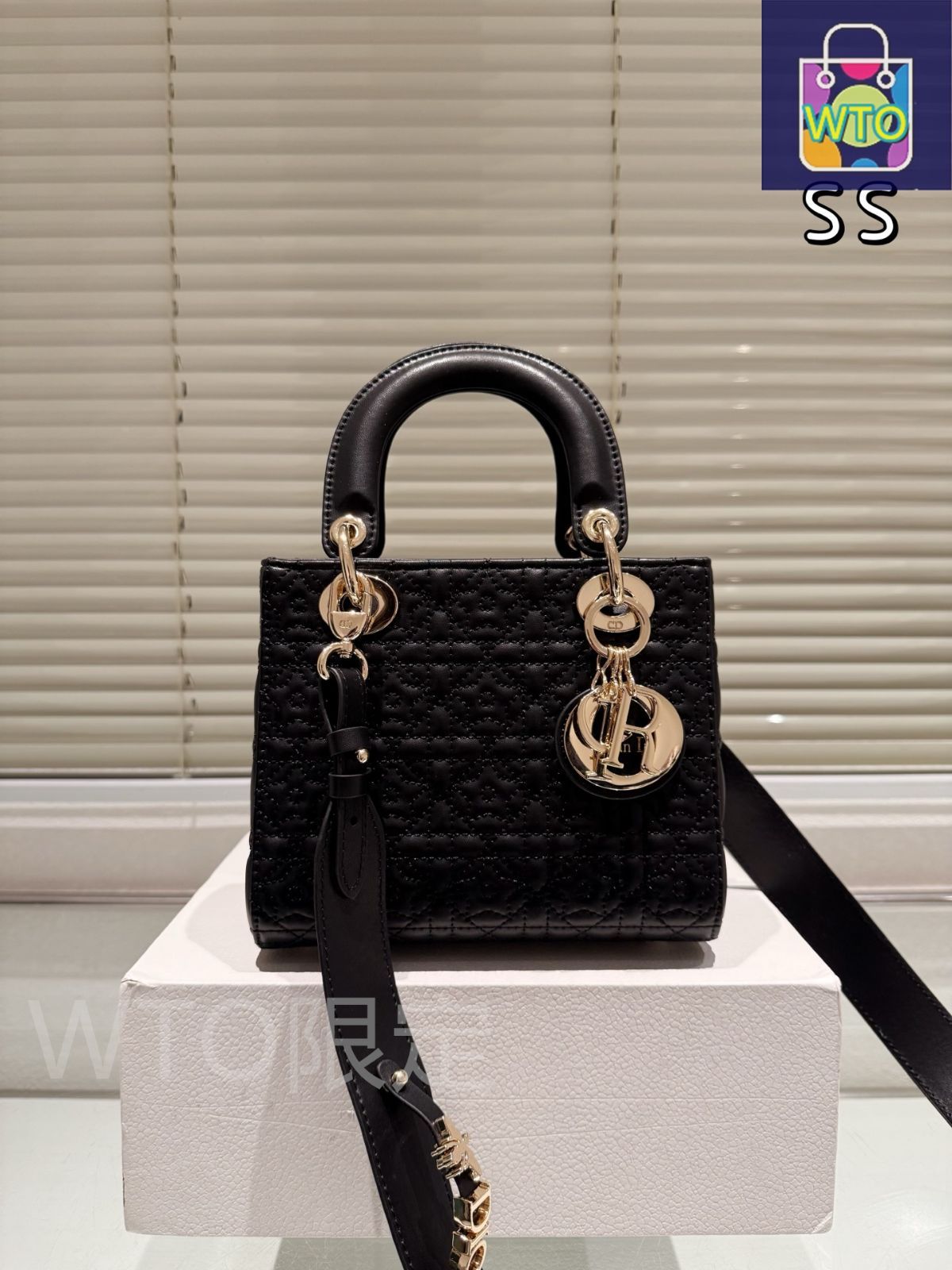 今日特価】Dior Lady Dior Handbag ディオール レディー