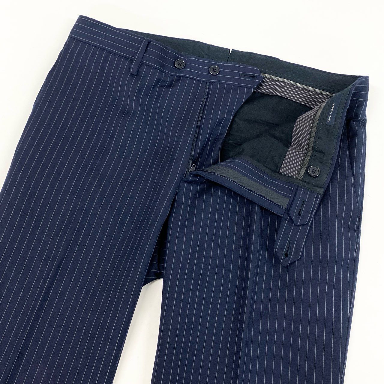 75i8 《美品》 LARDINI ラルディーニ ブートニエール付 セットアップ