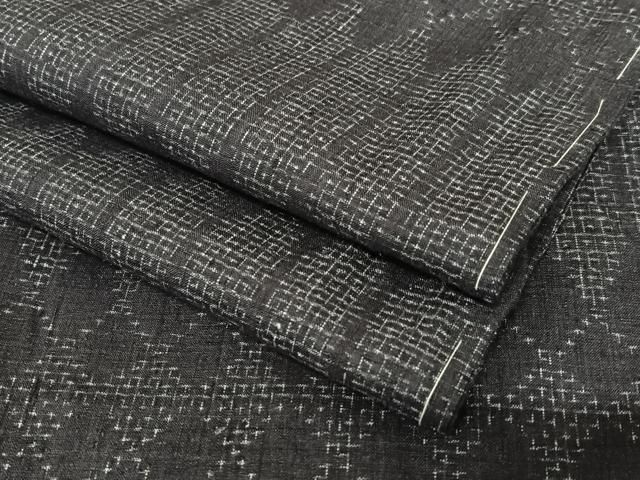 平和屋着物○本場結城紬 重要無形文化財 80亀甲 菱文 ロング丈 正絹