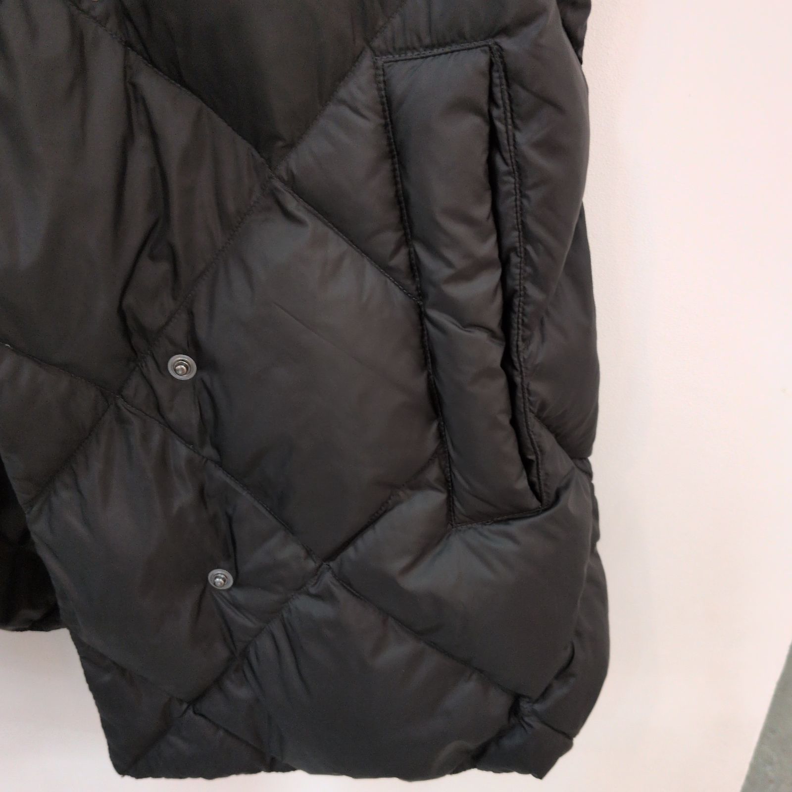 ダウンベストフード付き アウター