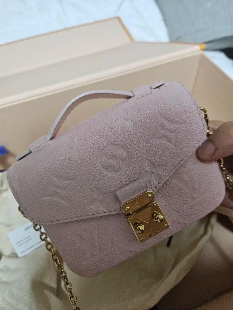 Louis Vuitton ルイヴィトン ミクロメティス ミニバッグ 販売