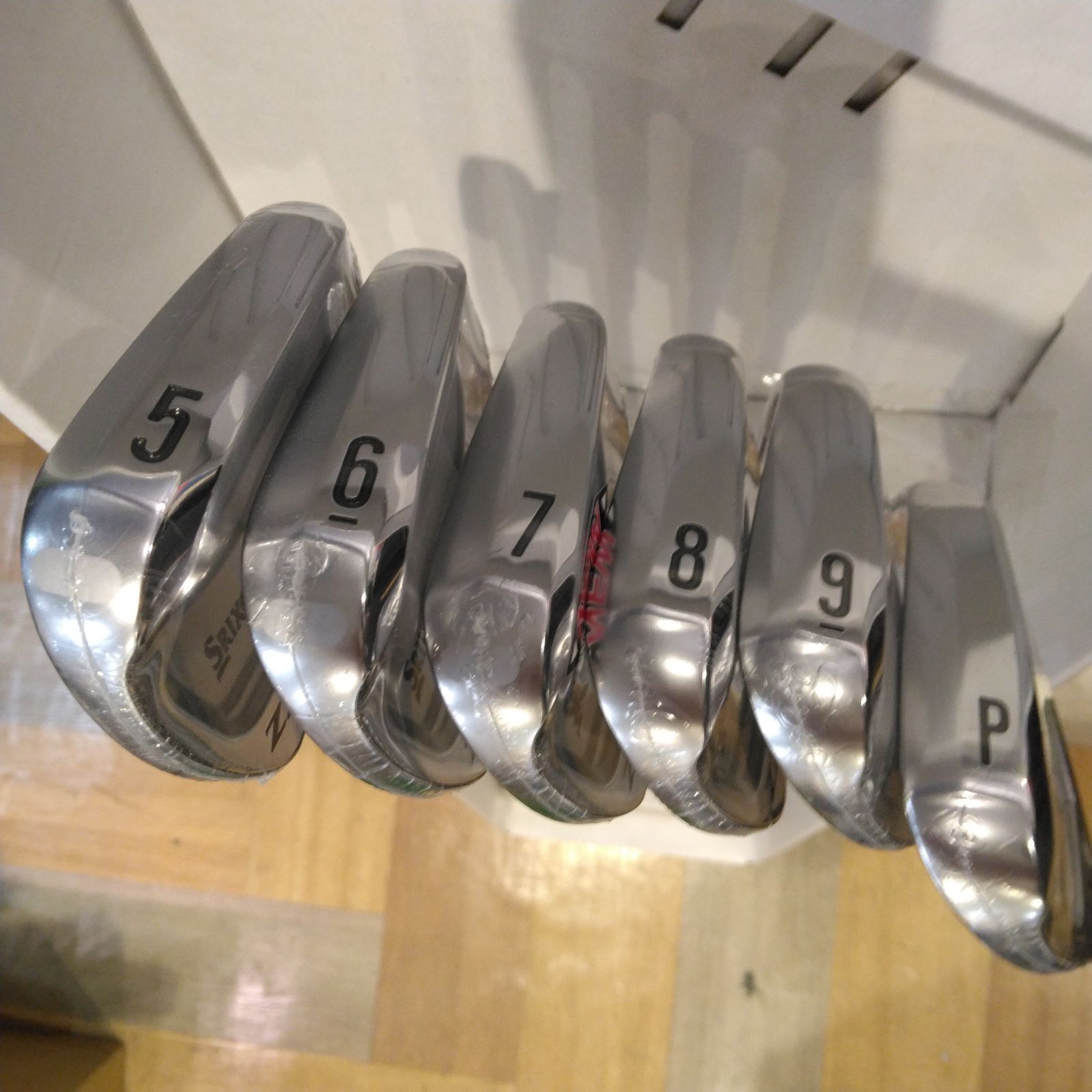 Iset 【新品未使用】スリクソン SRIXON ZXi7 アイアン 6本セット(5I-9I 