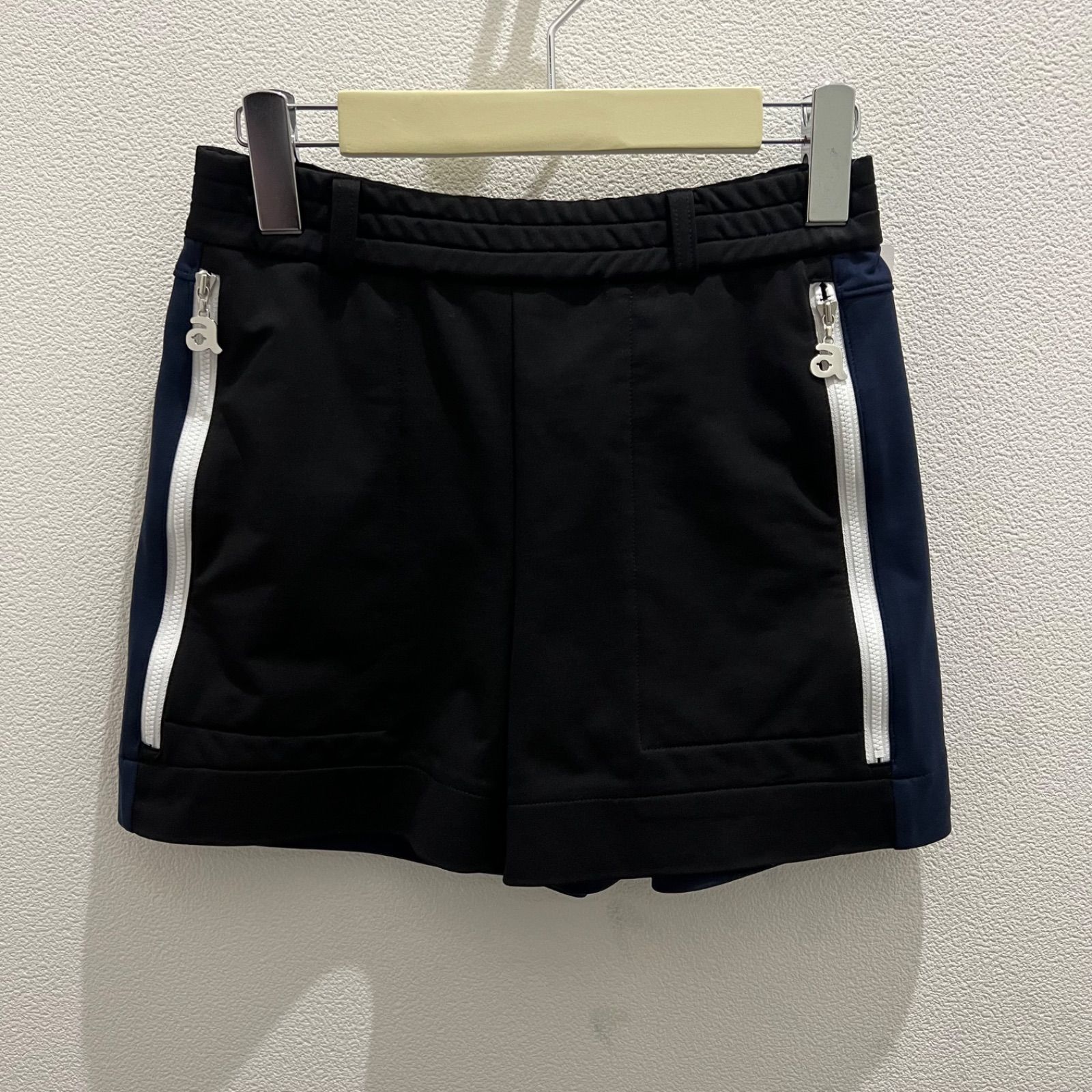 美品 BRIEFING レディースゴルフ サイドロゴ パンツ カーキ色S