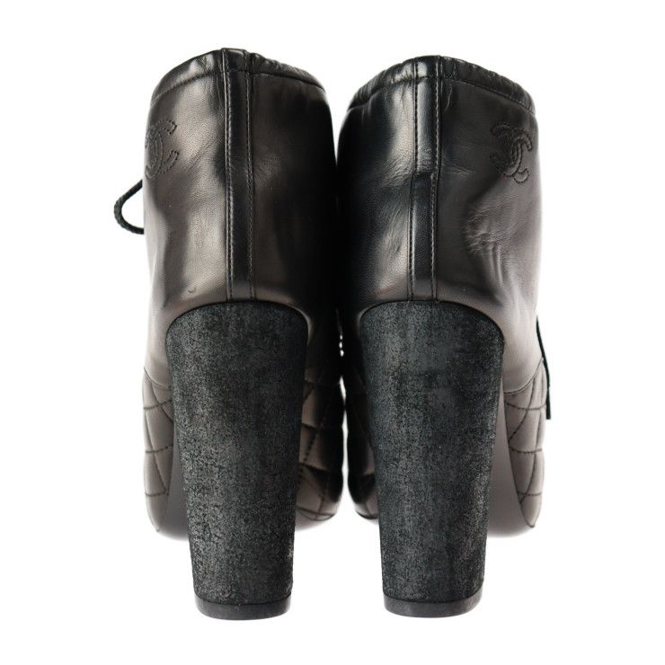 CHANEL シャネル ブーツ G28710 レザー ブラック ココマーク ショートブーツ マトラッセ キルティング チャンキーヒール  参考サイズ約23.5cm 【本物保証】
