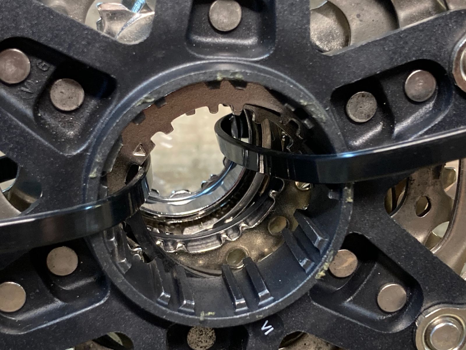 SHIMANO (シマノ) 105 CS-R7101 11-34T 12S スプロケット IX325 シマノ