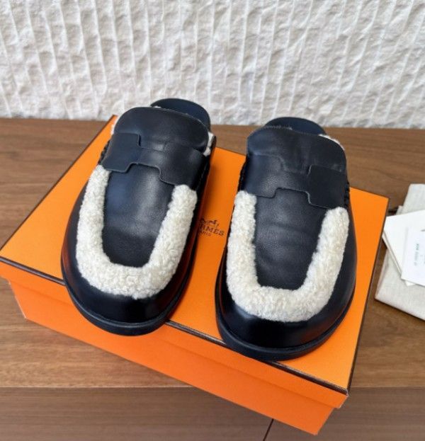 HERMESエルメス シープスキン サンダル ムートン ボア