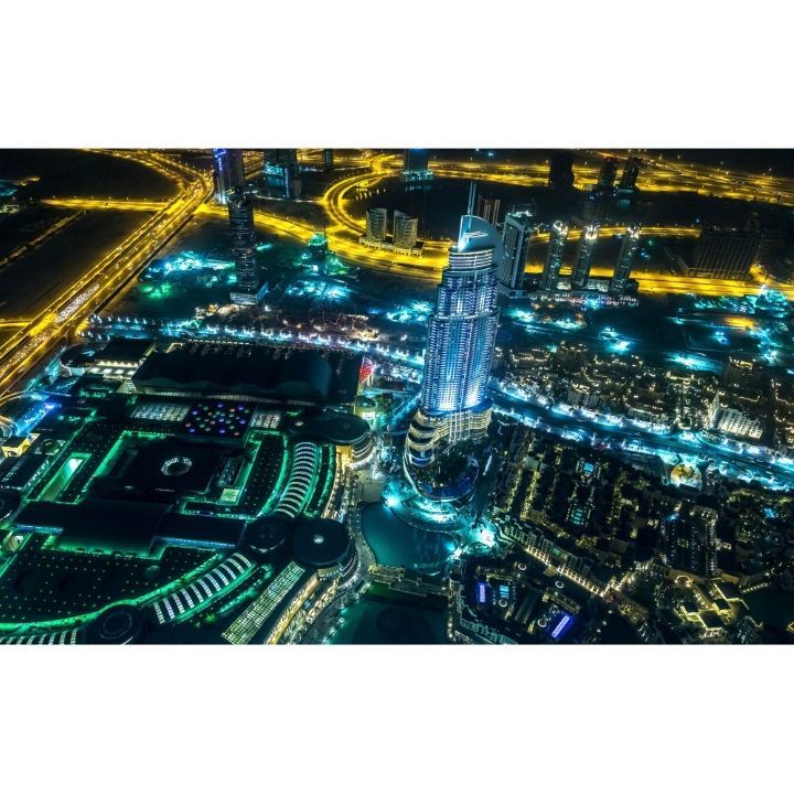 絵画風 壁紙ポスター (はがせるシール式) ドバイの夜景 中東の金融センター ドバイ首長国 アラブ首長国連邦 キャラクロ DBI-013W1 (ワイド版 921mm×576mm) ＜日本製＞ ウォールステッカー お風呂