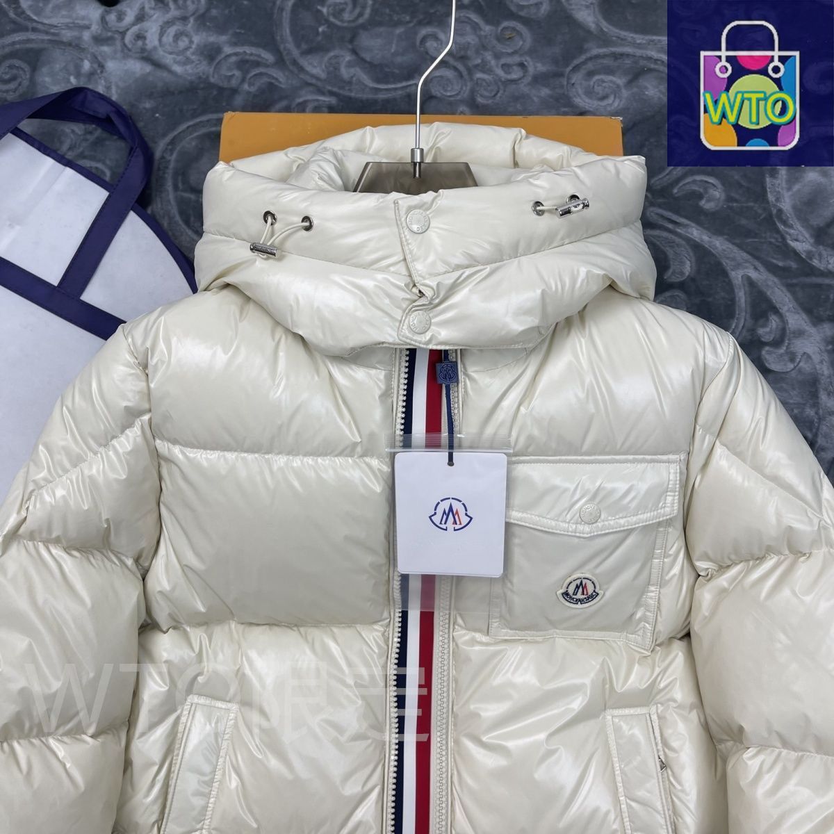 MONCLER モンクレール ダウンジャケット｜本日限定特価｜新品未