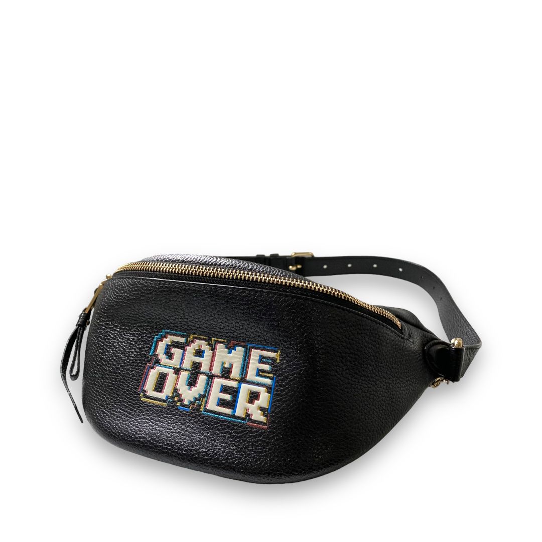 激安通販の COACH × パックマン GAMEOVER コラボ ボディバッグ 15575円