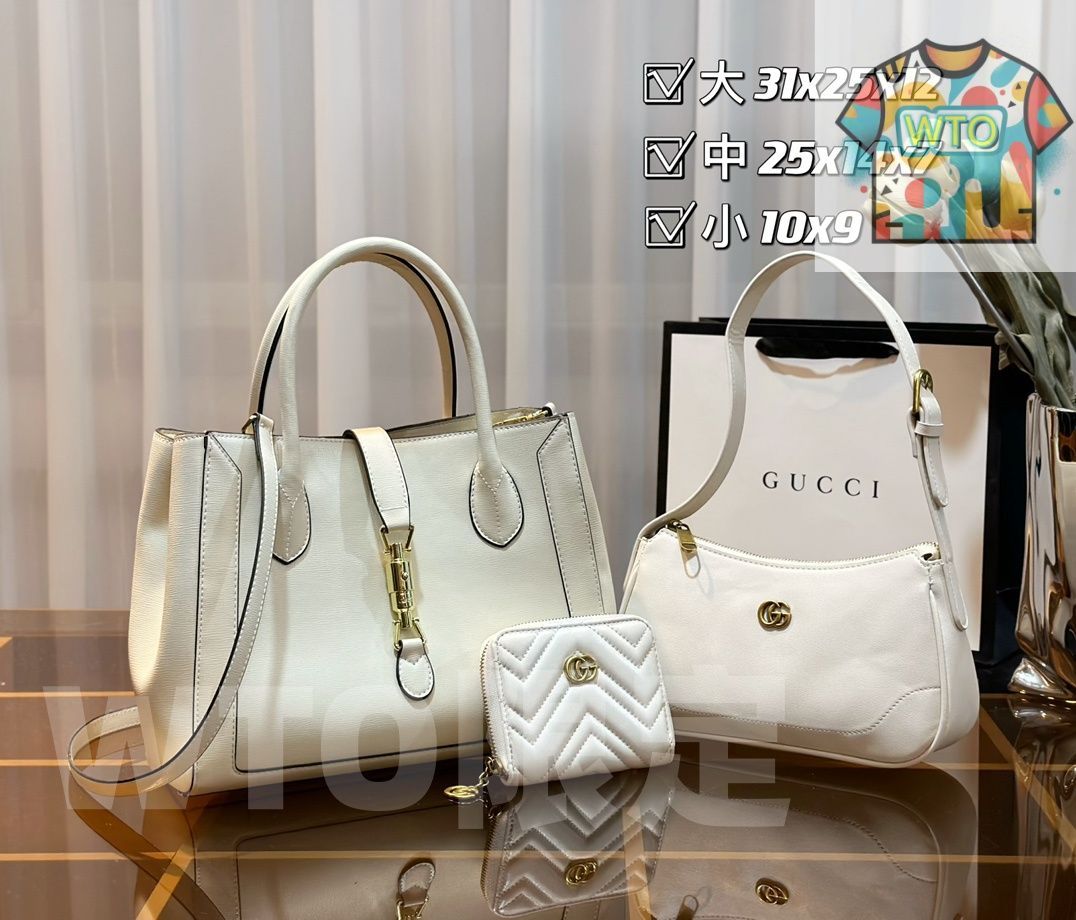 【まるページ】他の方はご購入を控えてください。グッチ 最終値下げ！ 期間限定☆ GUCCI グッチ 折り財布 小銭入れ