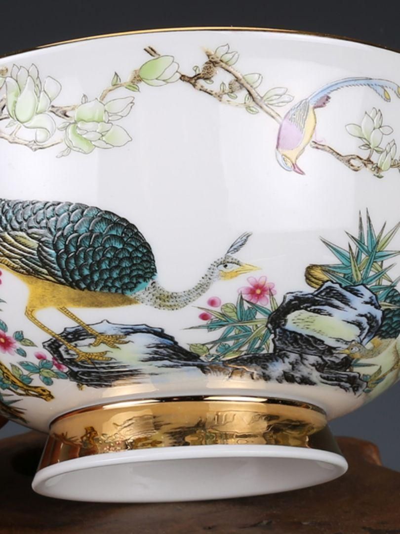 清乾隆蒔金粉彩孔雀紋碗 景徳鎮 陶磁器 装飾品 工芸品 美術品 置物 清乾隆蒔金粉彩孔雀紋碗 景徳鎮 陶磁器 装飾品 工芸品 美術品