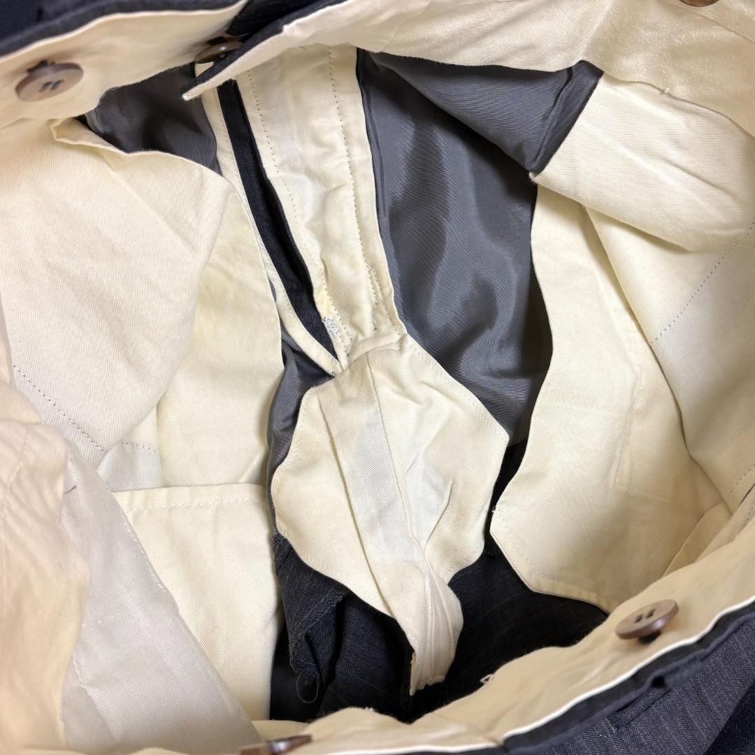 ストライプ グレー