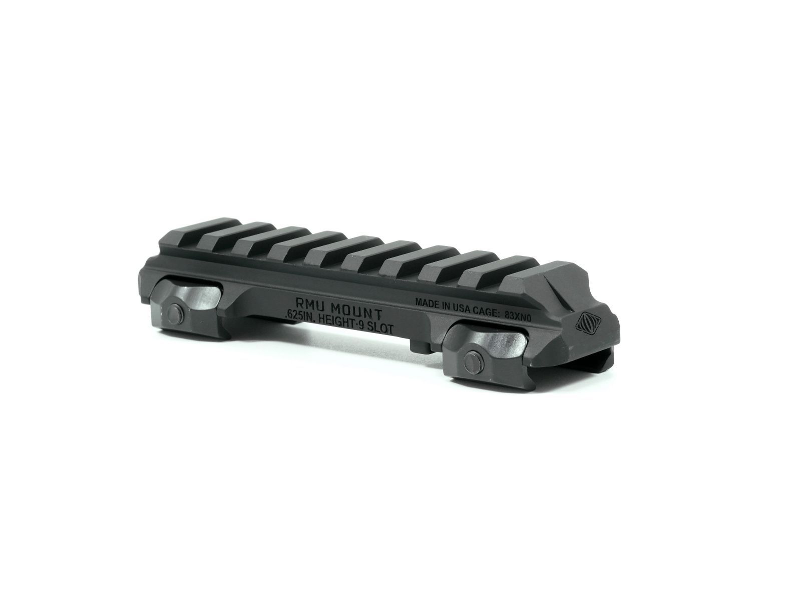REPTILIAタイプ RMU PICATINNY 0.625 IN. HEIGHT ライザーマウント 9 SLOT